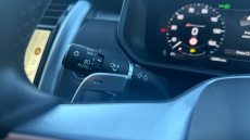 Land Rover Discovery 3.0 D250 R-Dynamic SE 5dr Auto Diesel Station Wagon